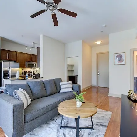 Cozy Oasis Pool Gym Wi-Fi Pets Ok Near Nrg Apartment